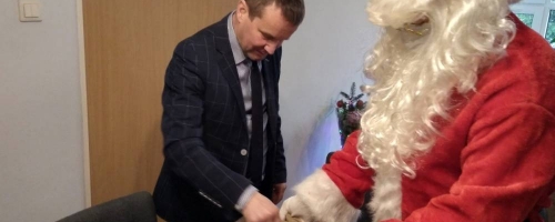 Mikołaj odwiedził szkoły (fot. ZSP w Dorohusku)